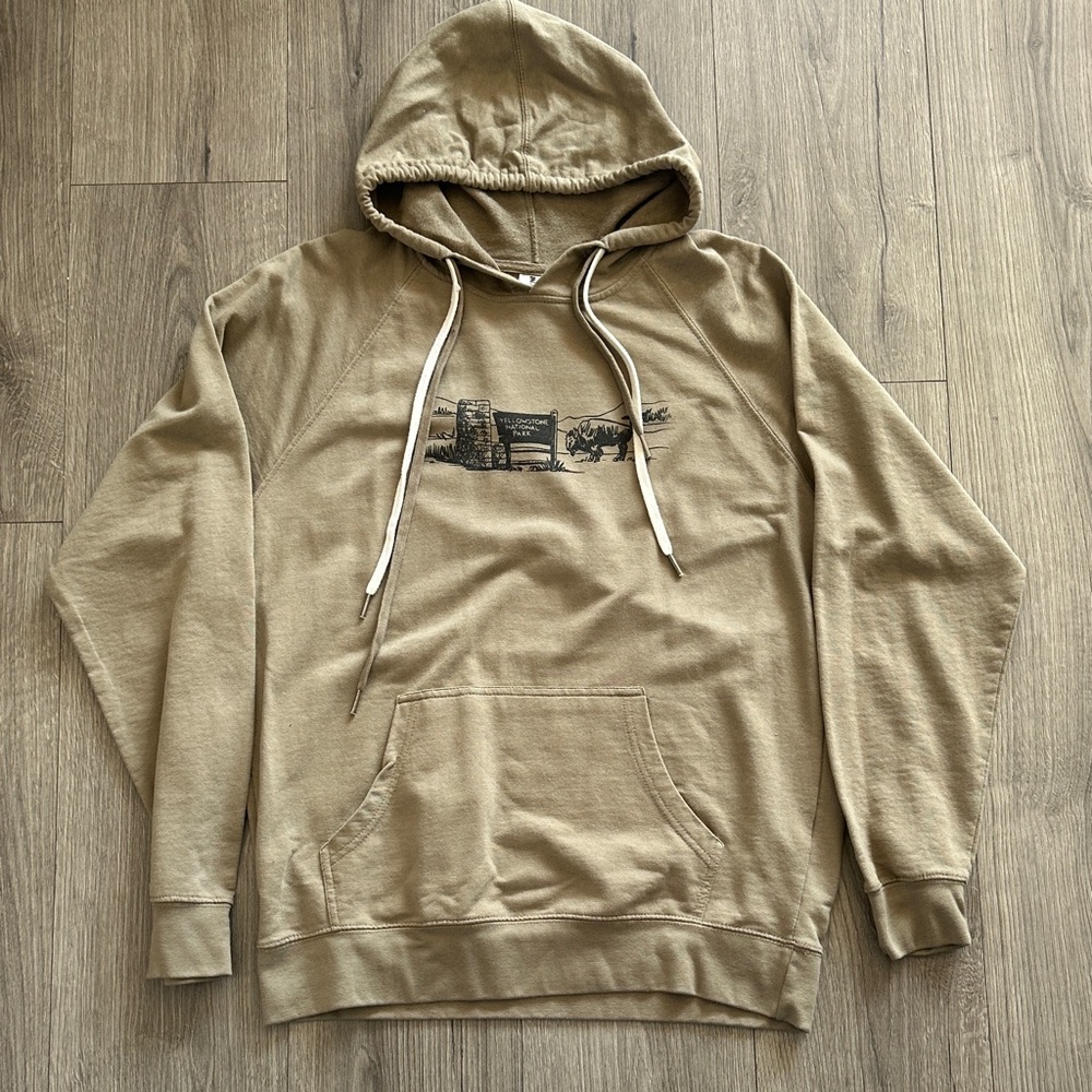 Men's Yellowstone Hooded Pullover Sweatshirt in olive green